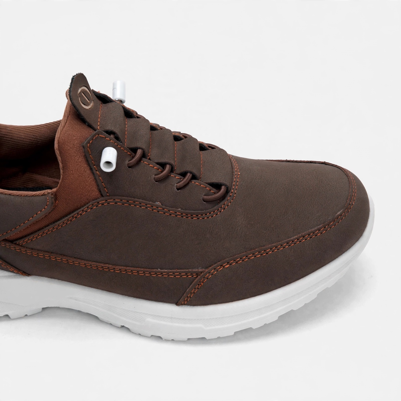 Urban Comfort Sneakers – Brown